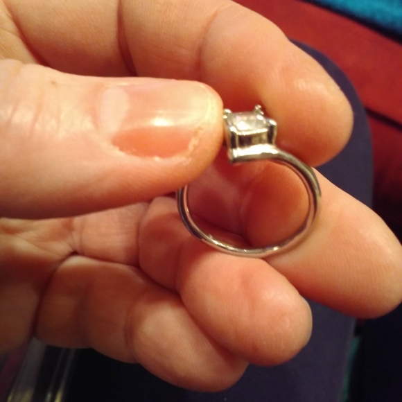 Silver ring - Picture 4 of 5